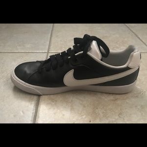 Nike women sneakers size 8